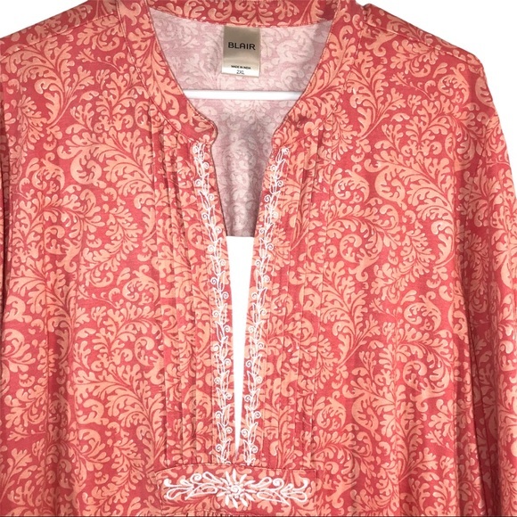 Peach Floral Print Pintucked Tunic Top, Size 2X - Picture 4 of 10